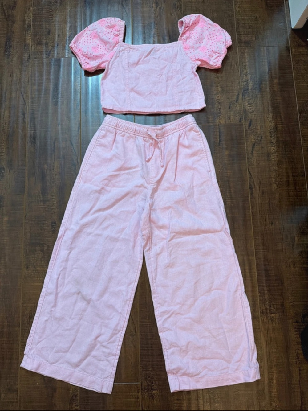 Kids Pink Two-Piece Pajama Set with Puff Sleeve Top